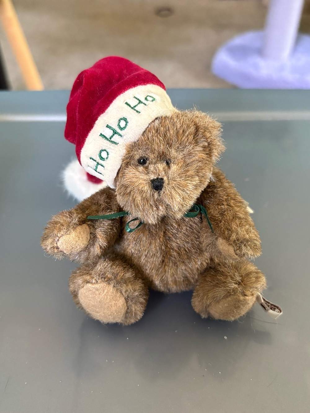 Boyds Bears small brown bear with Santa hat